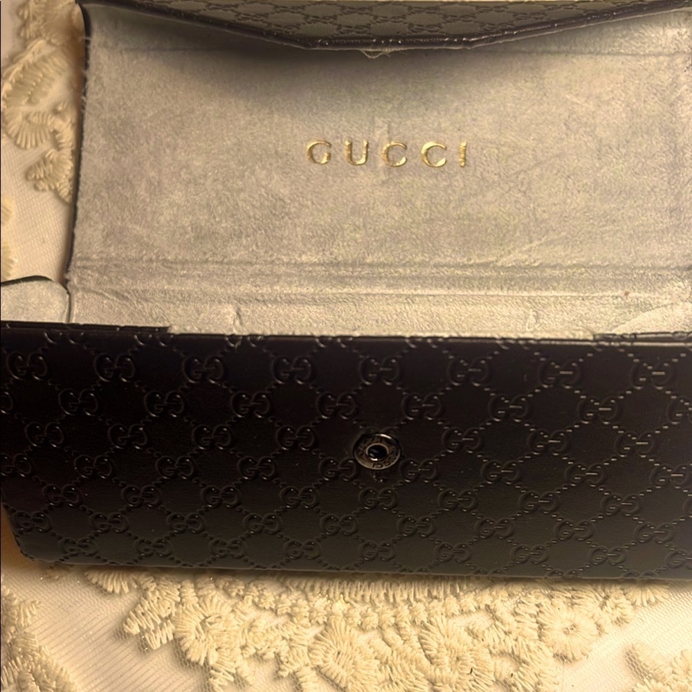 GUC Gucci Brown Monogram Sunglass Case Authentic - Picture 2 of 9